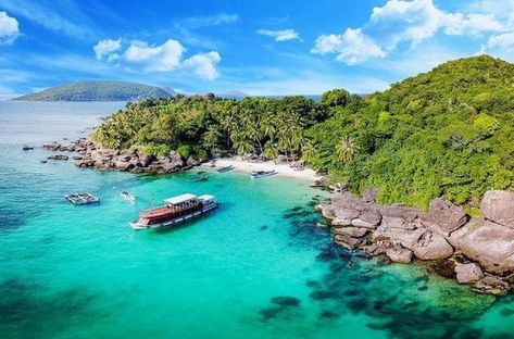 Discover Con Dao: A Wild and Wonderful Island